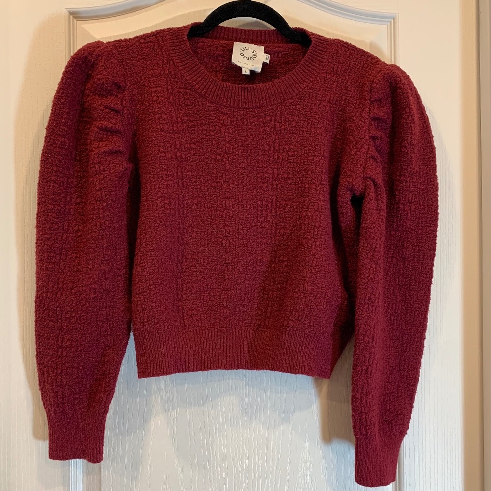Lili Sidonio – Burgundy Cropped‎ Sweater with Puff Sleeves